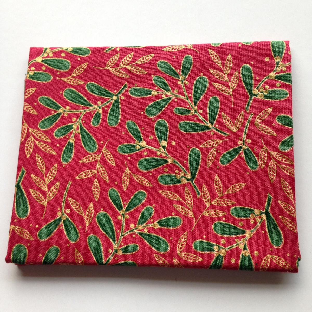 Traditional Holly Metallic Christmas Fat Quarter Bundle - Image 6